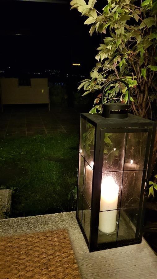 Blick Ueber Krems Mit Gartenpavillon מראה חיצוני תמונה
