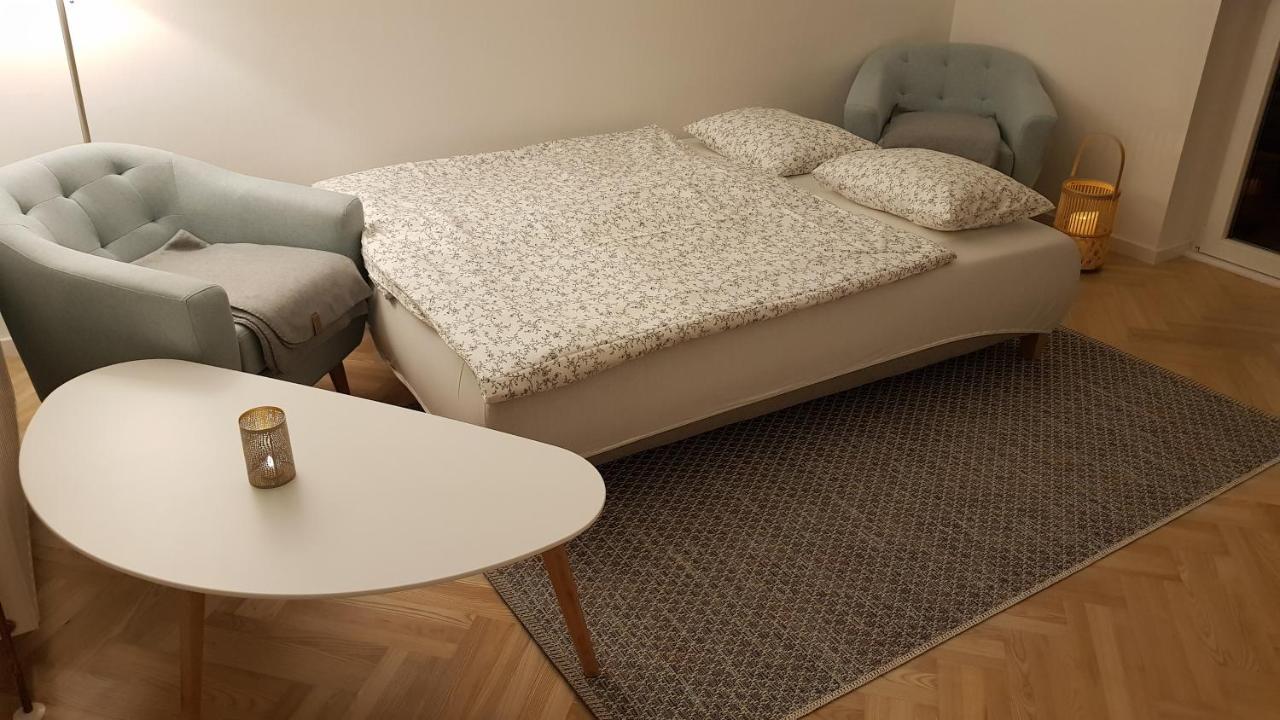 Blick Ueber Krems Mit Gartenpavillon מראה חיצוני תמונה