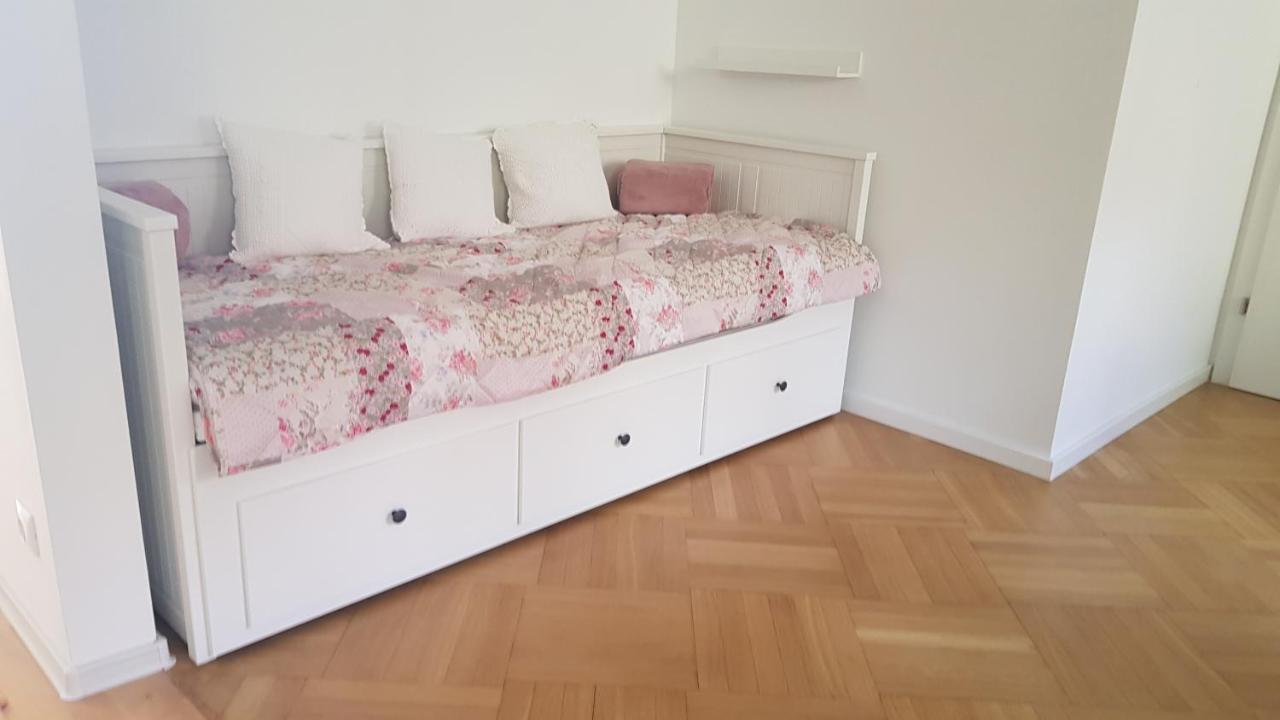 Blick Ueber Krems Mit Gartenpavillon מראה חיצוני תמונה