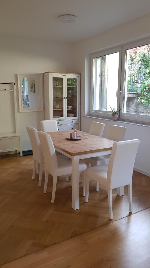 Blick Ueber Krems Mit Gartenpavillon מראה חיצוני תמונה