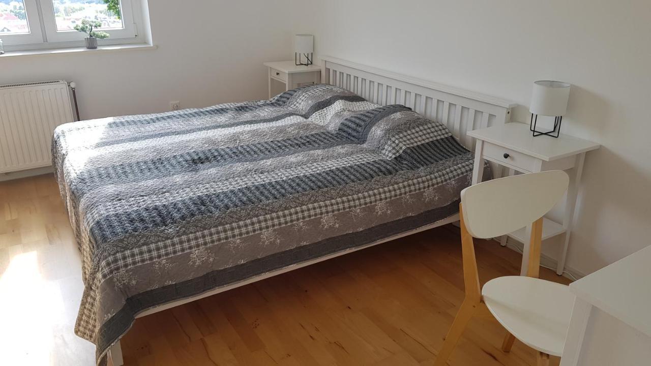 Blick Ueber Krems Mit Gartenpavillon מראה חיצוני תמונה